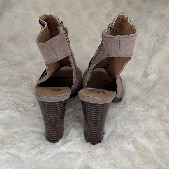 Report Potts Heels Open Toe Zip heel booties size 11 - Picture 6 of 8